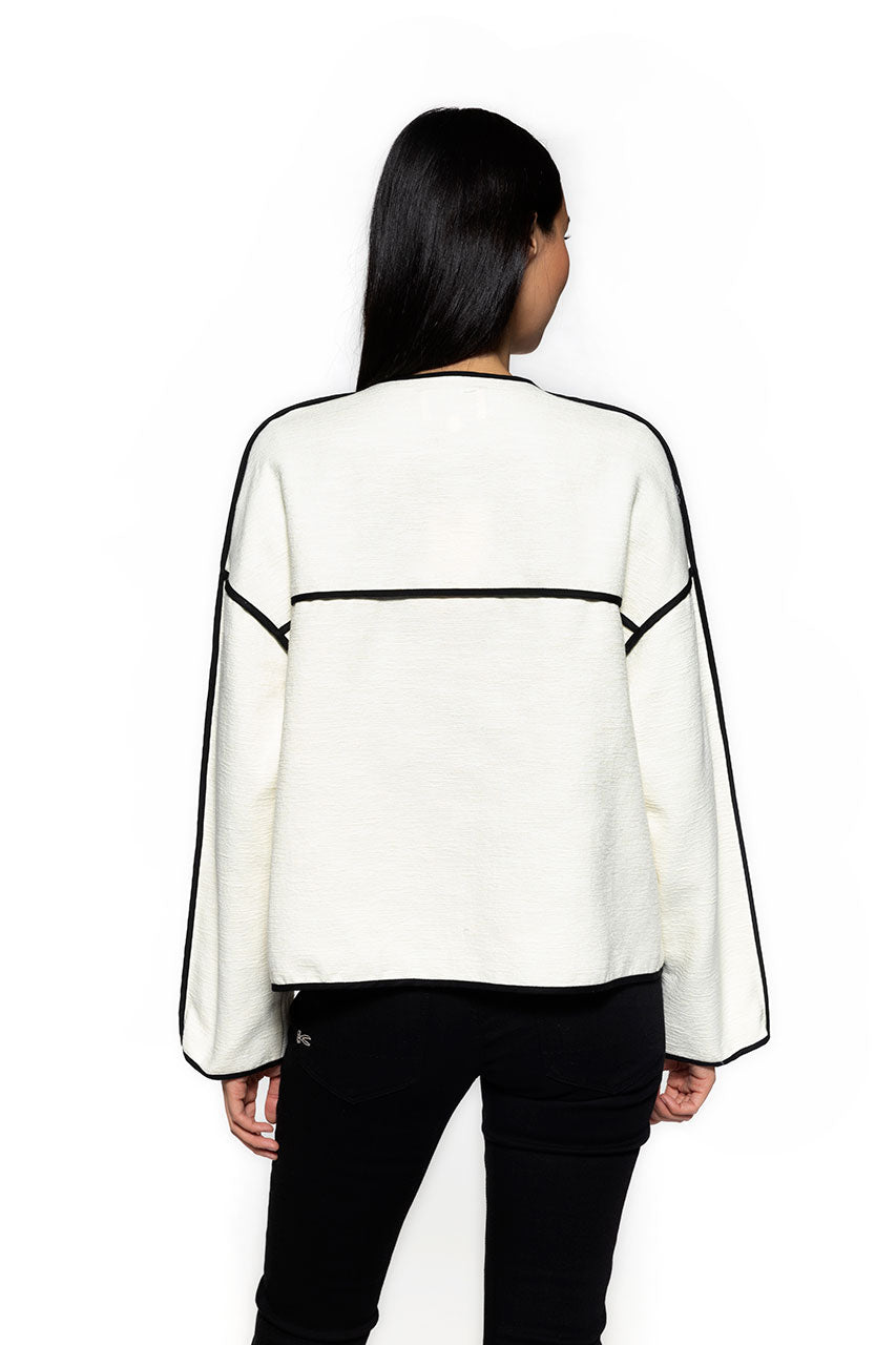 VERTEUIL short jacket in pure ecru cotton-Short oversize jacket without collar in pure ecru cotton