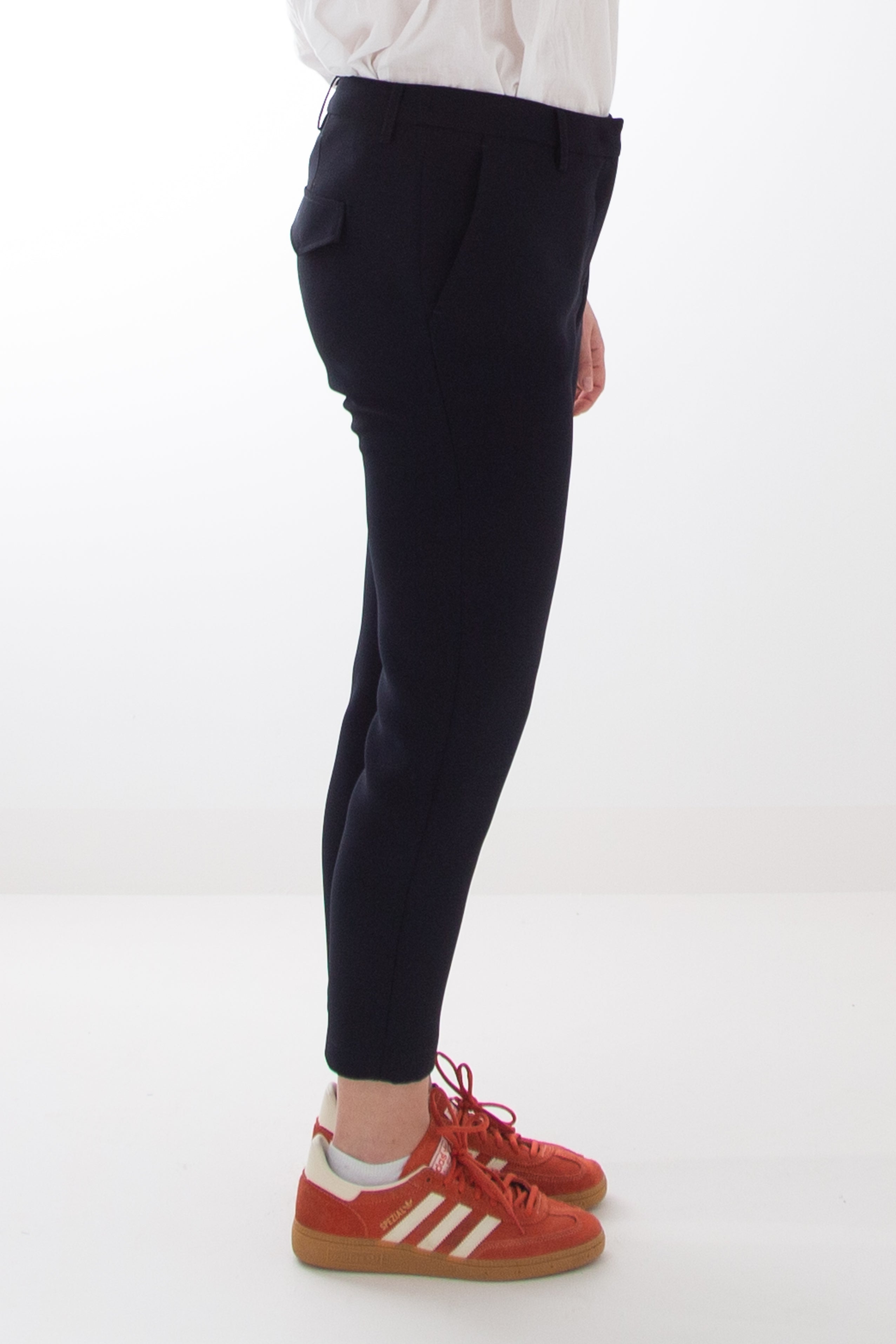 VARO cigarette pants in navy blue fluid fabric