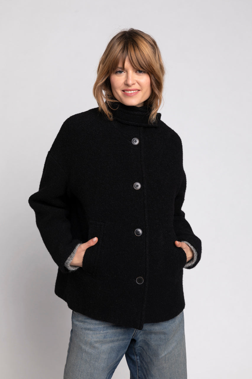 SOMAIN coat-Oversized short coat in black virgin wool terry